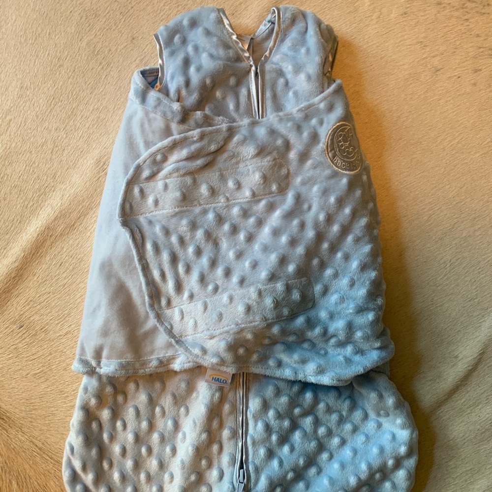 Halo swaddle sack